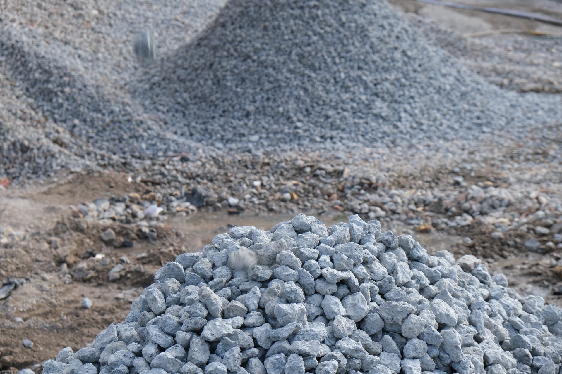 concrete-aggregates-scaled